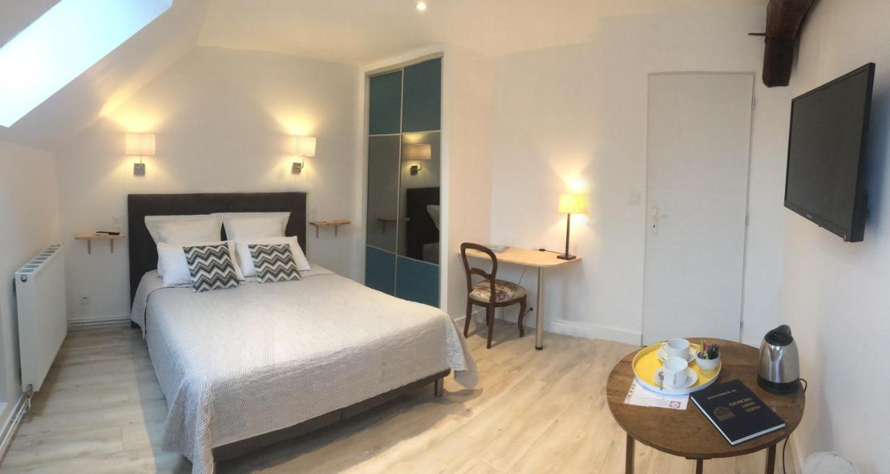 Bed and Breakfast Au Coeur De Nuits Exterior foto