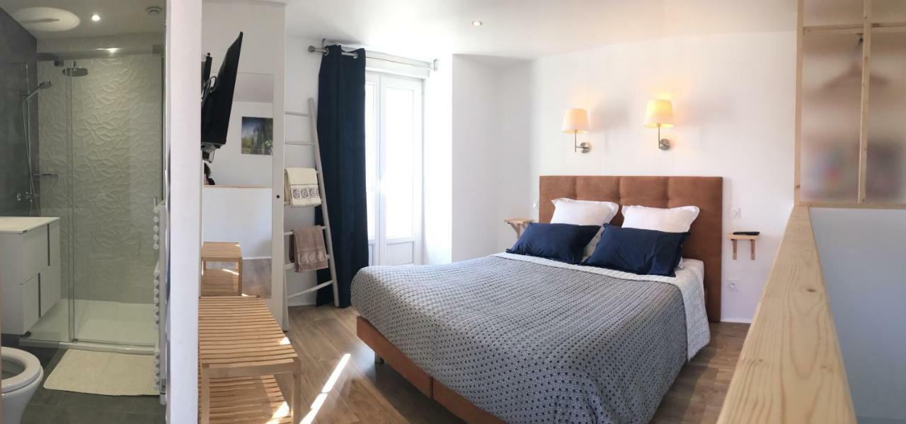 Bed and Breakfast Au Coeur De Nuits Exterior foto