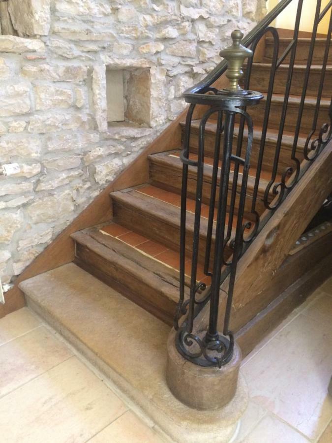 Bed and Breakfast Au Coeur De Nuits Exterior foto